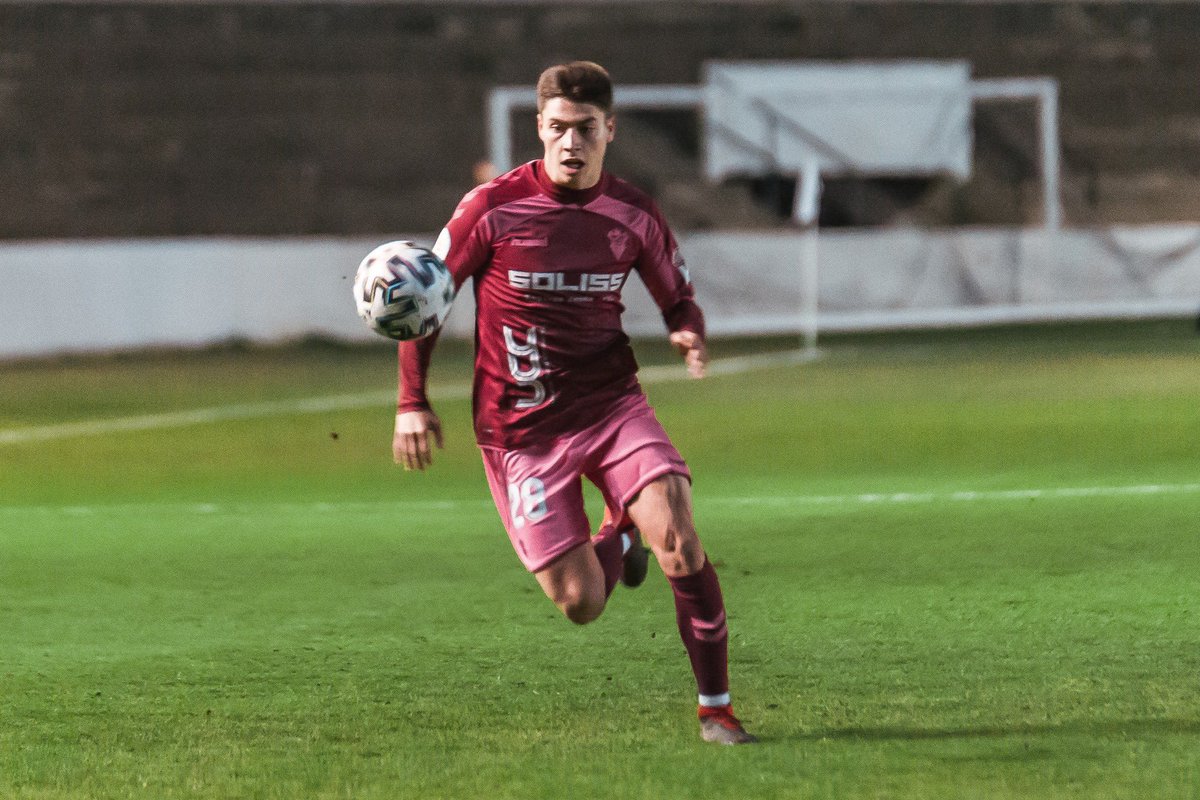 Albaceteño y albacetista: siempre formarás parte de nuestra familia, Fer Navarro 🤍

Te deseamos la mejor de las suertes en esta nueva etapa tras anunciar tu retirada 💪🏻