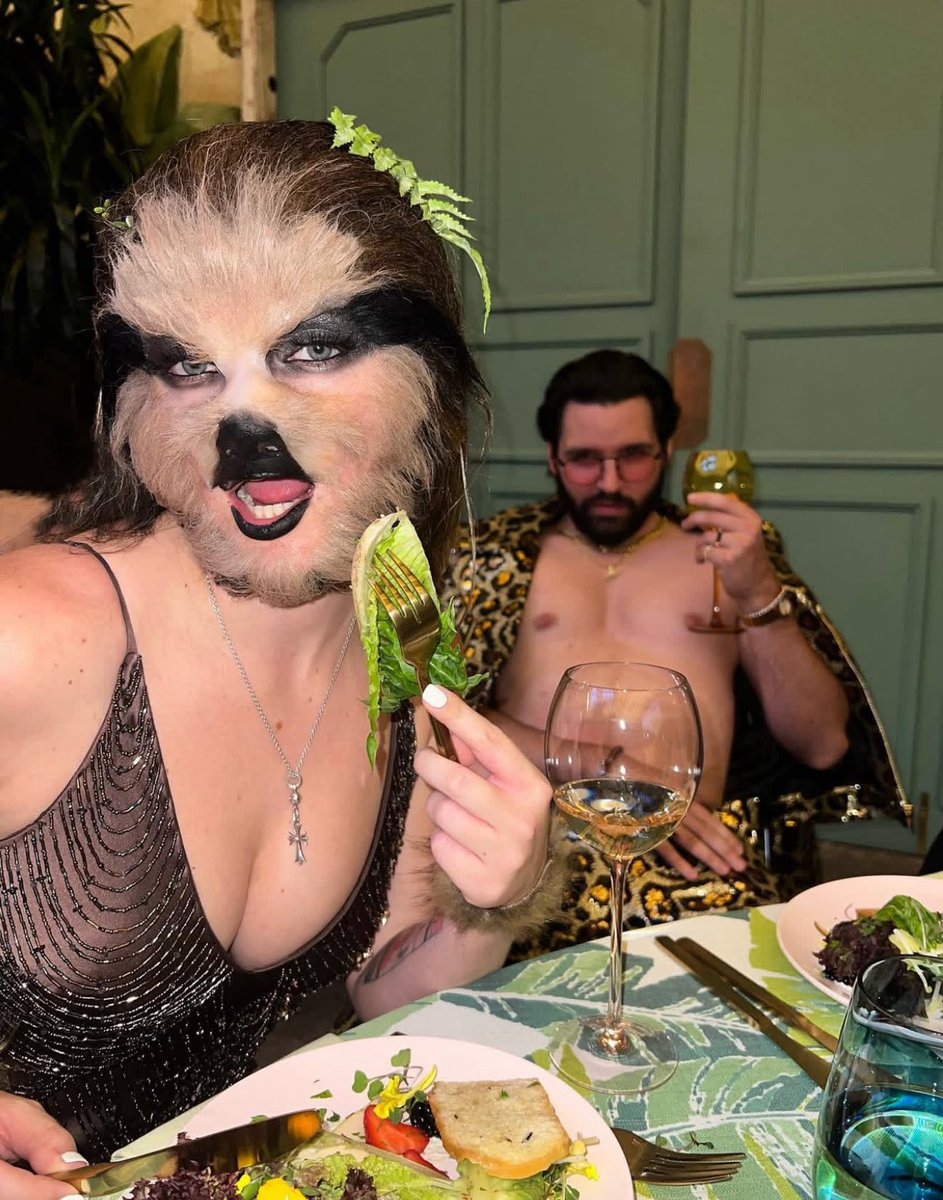 peachjars² tweet media