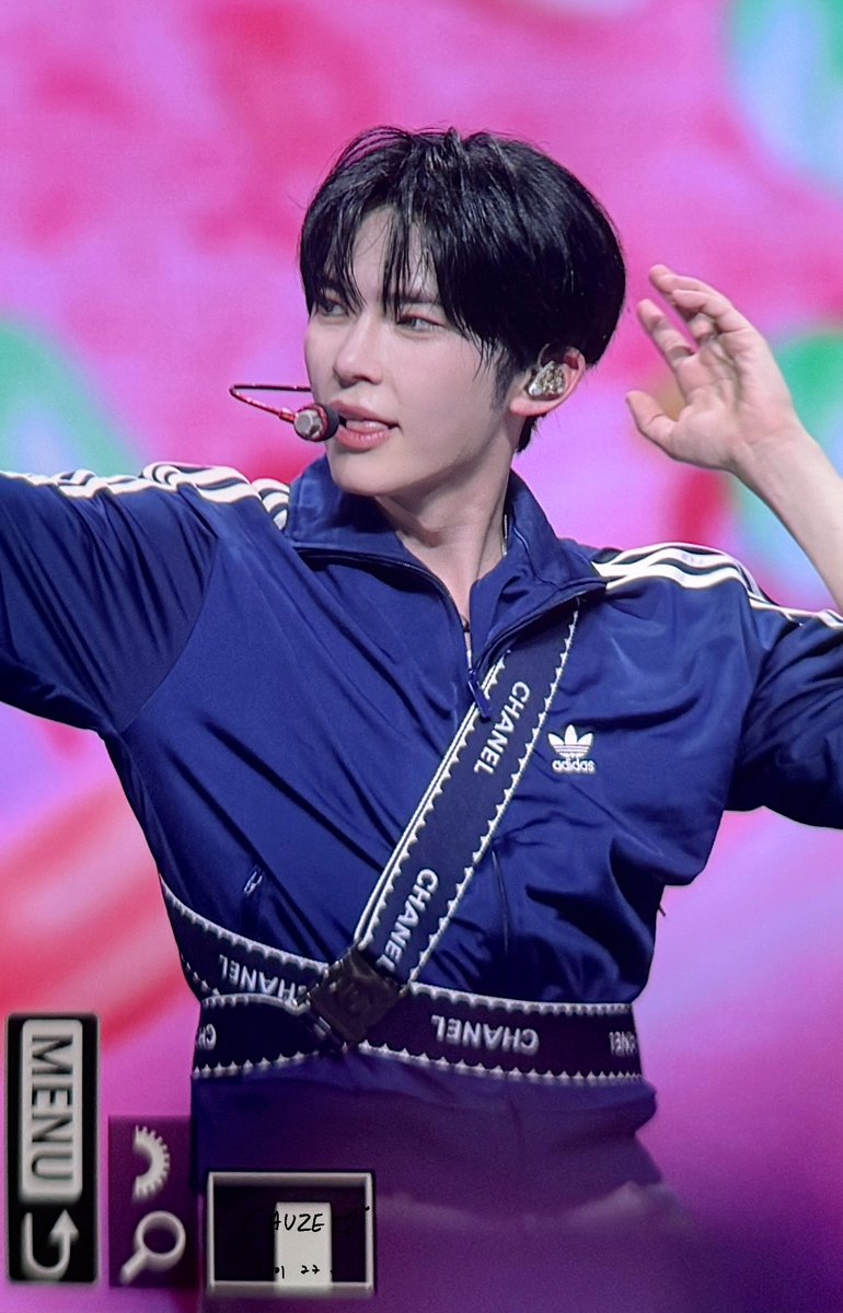 251206 pre 

#ZEROBASEONE #ZB1 #제로베이스원 #성한빈 #SUNGHANBIN #ソンハンビン