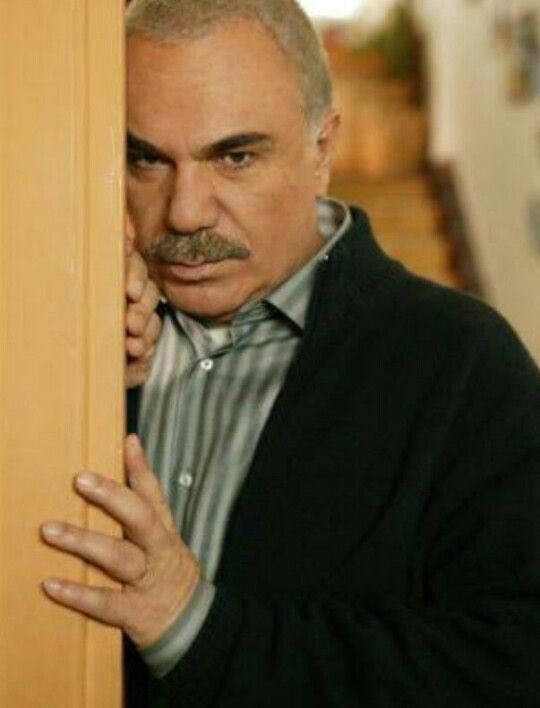 şerif nie sürekli ali rıza bey gibi takılıyor aq