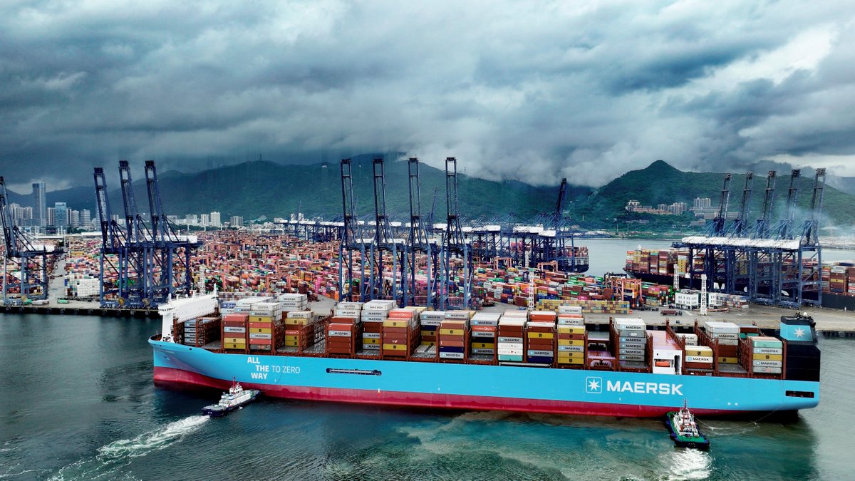 Maersk tweet media