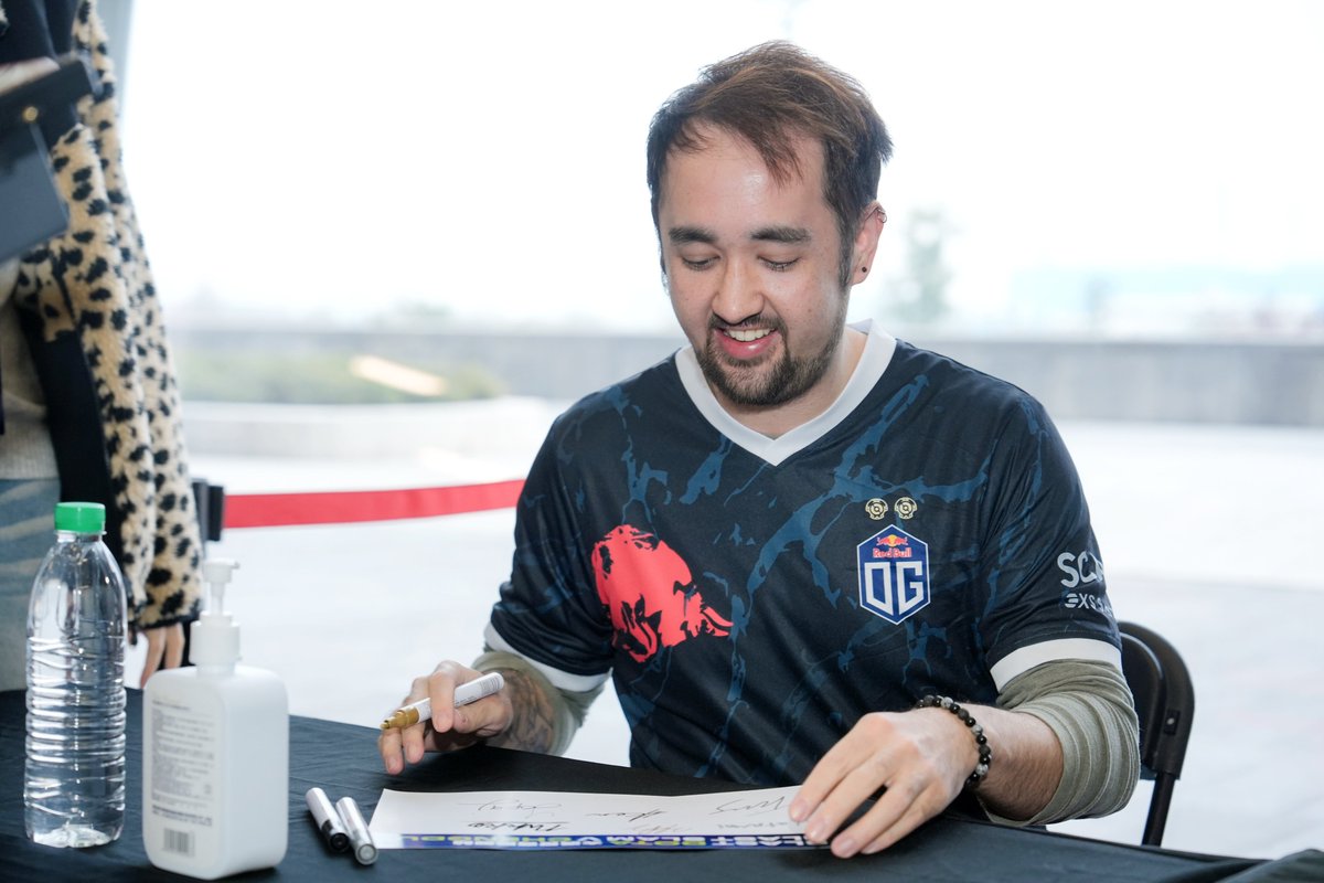 OGesports's tweet photo. The reason we are able to do what we do - the fans 🫶 https://t.co/cBExfWoUOH