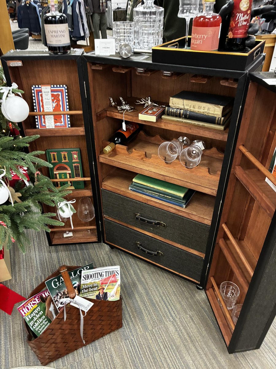 Edward Coles tweet media