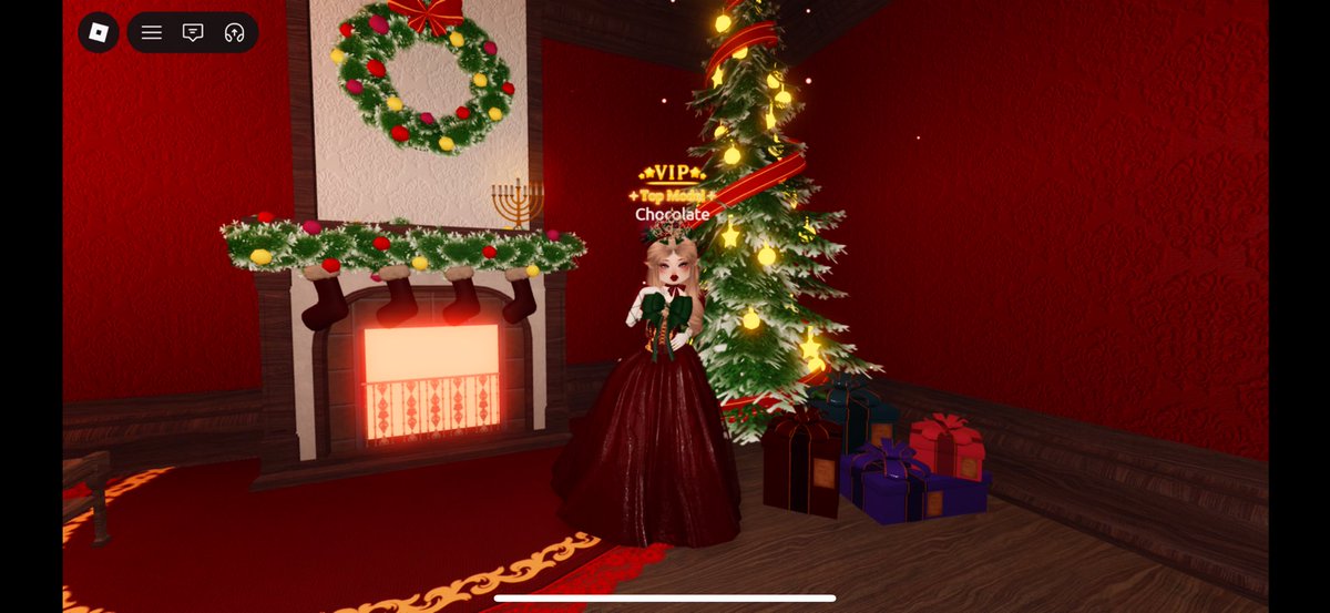 terrblchocolate's tweet photo. @_Dress2Impress I love Christmas. I hope this looks good! I also do not know how to edit really well, so I submitted mine unedited. https://t.co/4AONXgNbCL