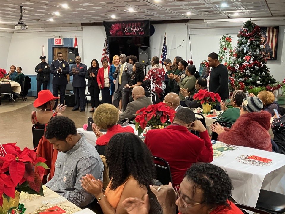 GGbrazela's tweet photo. 69pct community council Christmas party https://t.co/IoxcLXnhq0
