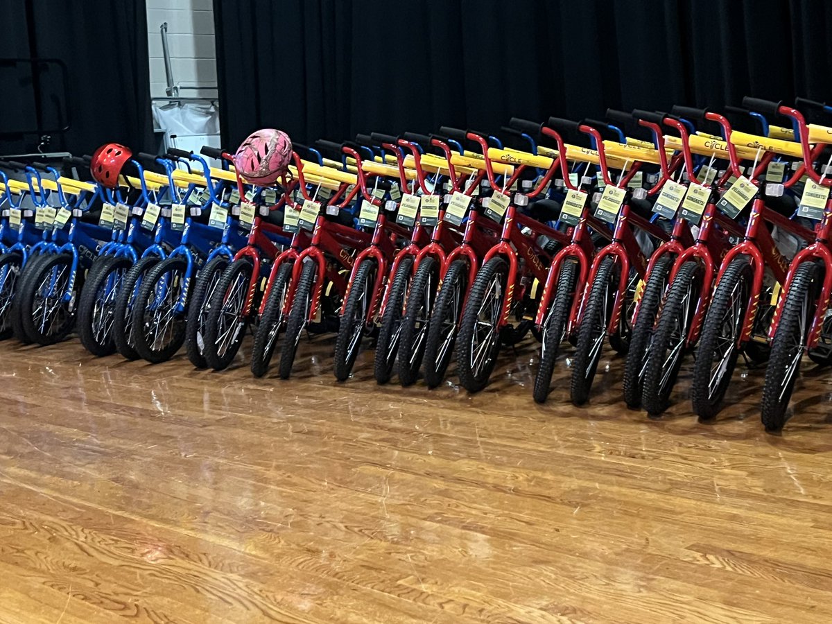 Luis Sáenz tweet media