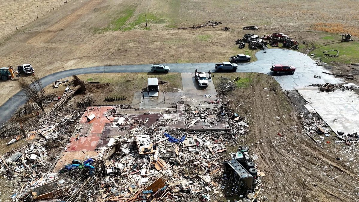 March 14-15, 2025:

An outbreak of 62 tornadoes struck the Central and Southern US. 31 of these tornadoes were significant (EF2+), many of which ravaged northeast AR and southeast MO. Two EF4s were part of this swarm. Thirteen people were killed and 26 were injured.

#wxhistory