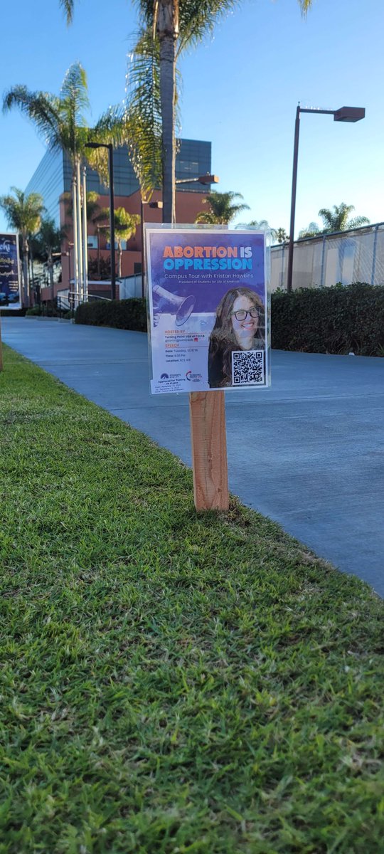 Can you spot all of our staking flyers on campus?

#studentsforlife #kristanhawkins #prolife #csulb