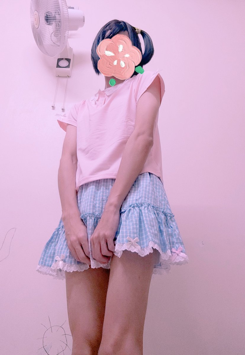 繼續擺爛😌
#伪娘 #女装 #露出 #男の娘 #男娘 #偽娘 #twink #femboy