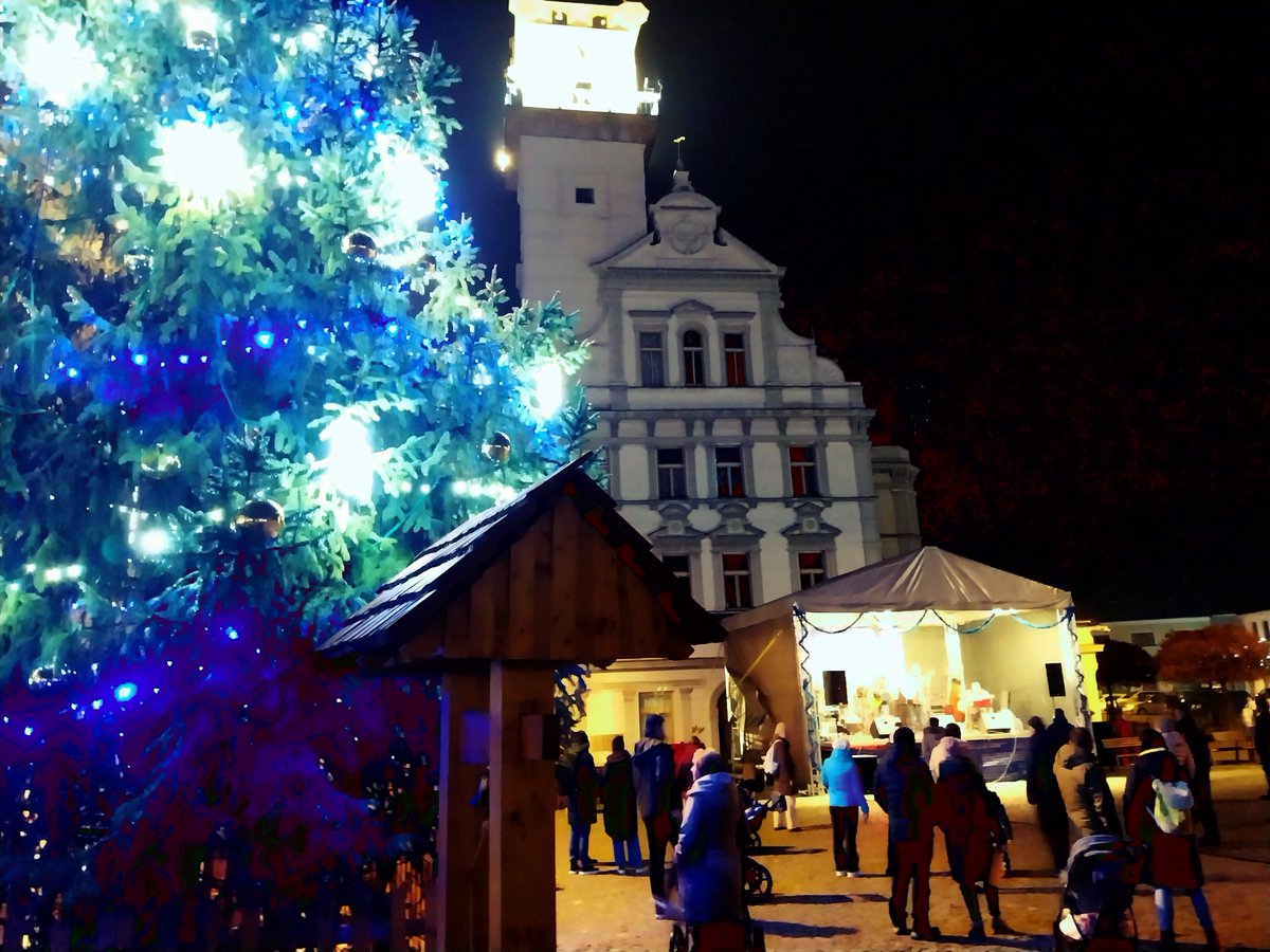 Dnes to asi pojede na náměstí <a href="/MestoUnicov/">Uničov</a>