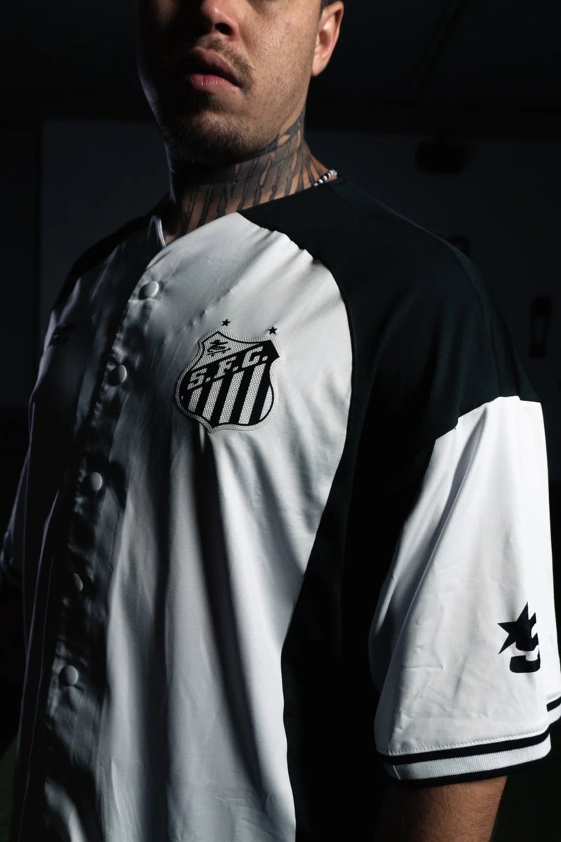 fdalvinegro's tweet photo. SANTOS FC x WANTED x CBJR (part. Edi Rock) ⚽️🛹🤟🏾 https://t.co/18rnEJavdJ