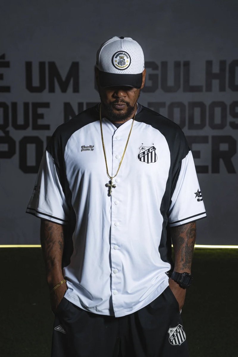 fdalvinegro's tweet photo. SANTOS FC x WANTED x CBJR (part. Edi Rock) ⚽️🛹🤟🏾 https://t.co/18rnEJavdJ