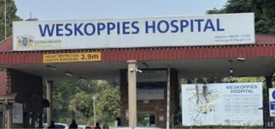 robertmarawa's tweet image. What time are you checking in here....please don't be late!! You NOT normal upstairs shem!!