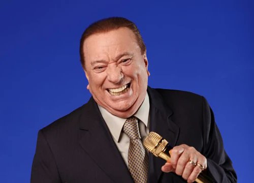 Hoje eu sonhei com o Programa Raul Gil e fiquei triste de lembrar que ele não está mais no ar. 

É um absurdo que um senhor de 87 anos, com saúde, que dedicou a vida à TV e lançou tantos artistas, esteja fora do ar porque nenhum canal de televisão abre um espaço pra ele e seu