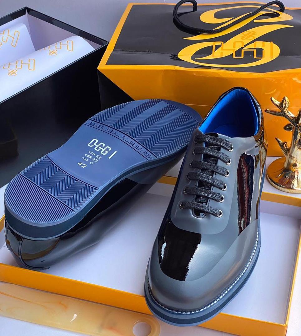 Our sneakers are comfortable, stylish and perfect for any occasion.

Shop now and level up your shoe game

Price: N65,000

DM <a href="/sogundele28/">I Believe 🗨️</a>