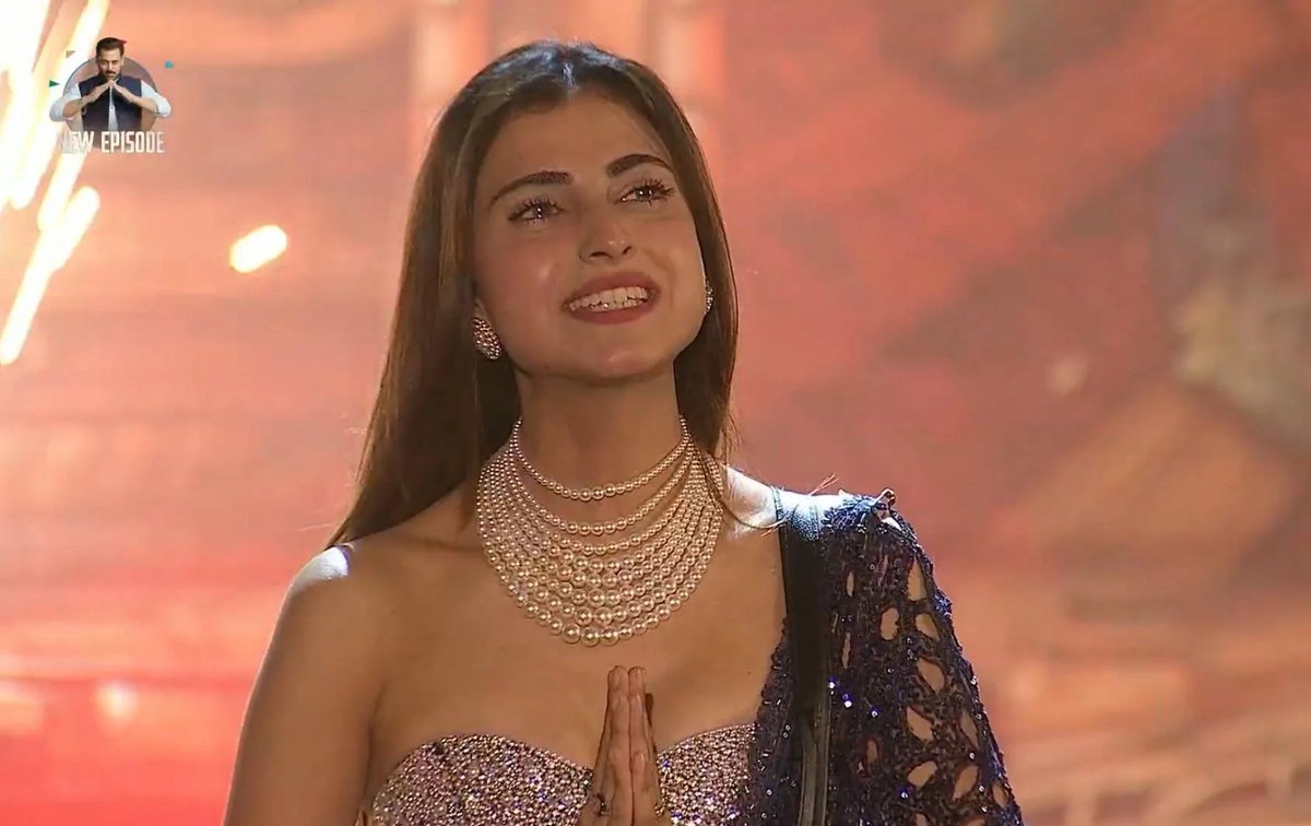 AnamikaBhowmi10's tweet photo. Her win will be super personal after Teja's win ♥️ VOTE guys today is the last day to vote for her 🥹♥️ #FarrhanaRebellions #FarrhanaBhatt𓃵 #FarrhanaBhatt #BiggBoss19 
Her JV was a blockbuster as said she is going to win from this house https://t.co/K3UTSqZ91j