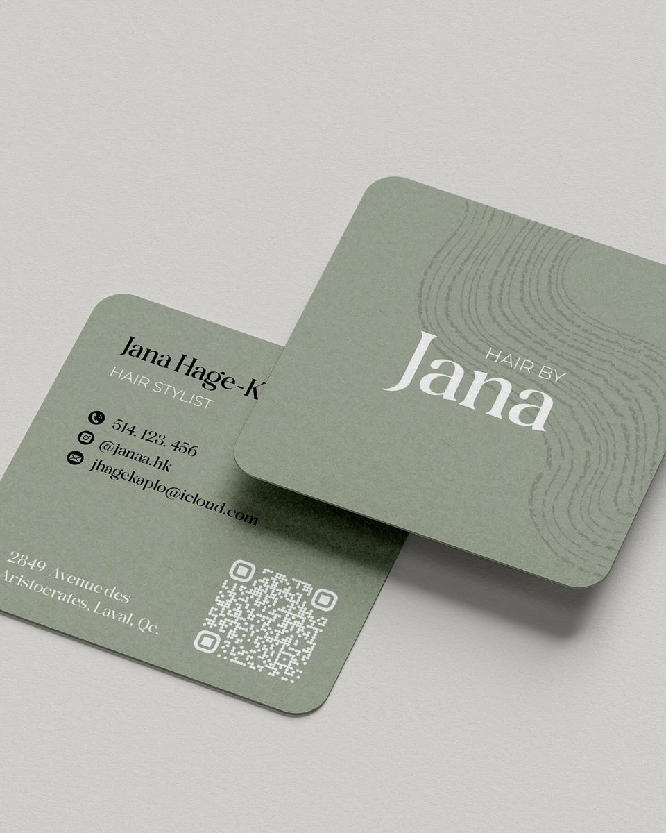 It's incredible how a slight detour from the norm can make a huge difference to brand perception. 👀 

These square business cards make the brand look modern and edgy compared to rectangular competitors.

📷 serealfano