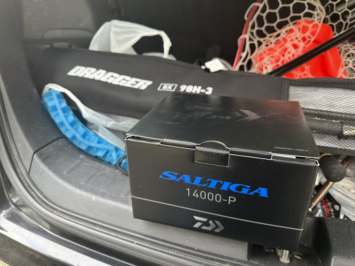 zd22m's tweet image. ドラッガーとソルティガ買ってしまった。総額20万。長崎遠征釣れるか分からんがやれる事はやっておくー！