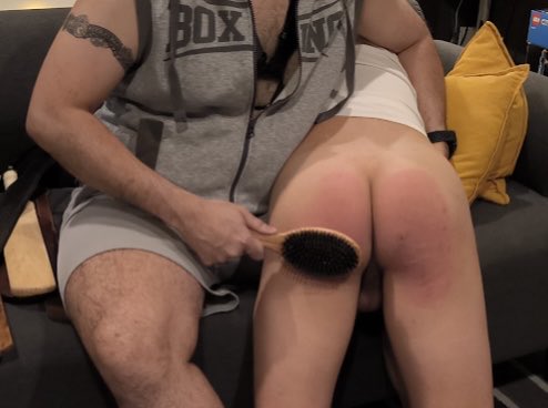 Previews from a great punishment session in BKK. More details is following. 
Spanker:<a href="/sneakyPie91/">sneakyPie</a>