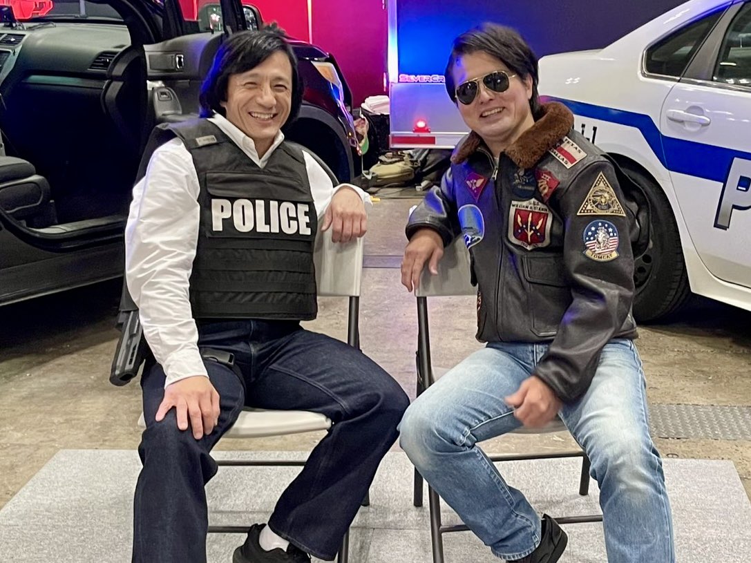 ジャッキー&amp;トム

【東京コミコン2025】
明日最終日

スーパーライドコーナーッノ
アメリカンパトカー🚔ッデ
写真撮影ッガ出来ルッヨ📸

明日ッモ待デルヨ😆🎶

#東京コミコン
#東京コミコン2025
#ジャッキー・チェン
#トム・クルーズ
#JackieChan
#TomCruise