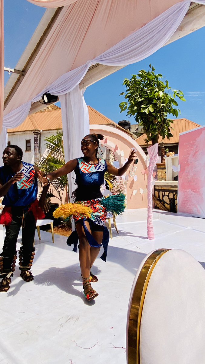 NabaggalaSandie's tweet image. We are Smile Cultural Troup bambi support mt side hustle fir #Introduction #wedding  #Kuhingira etc