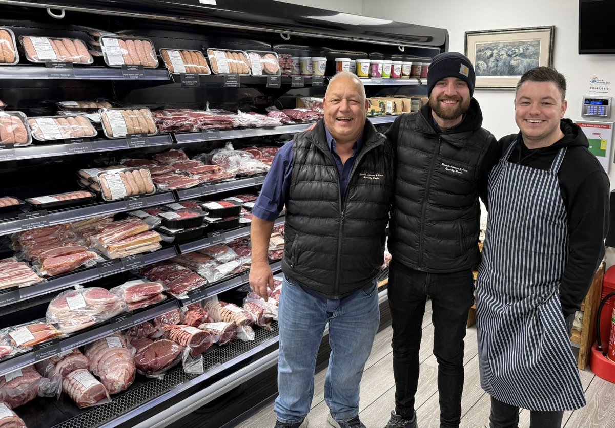 A MASSIVE THANK YOU to David Joinson Quality Meats for their continued support throughout this year- every week they donate their fabulous meat fo us so we can provide wholesome tasty meals for those we support- we honestly can’t thank them enough for their generosity ❤️