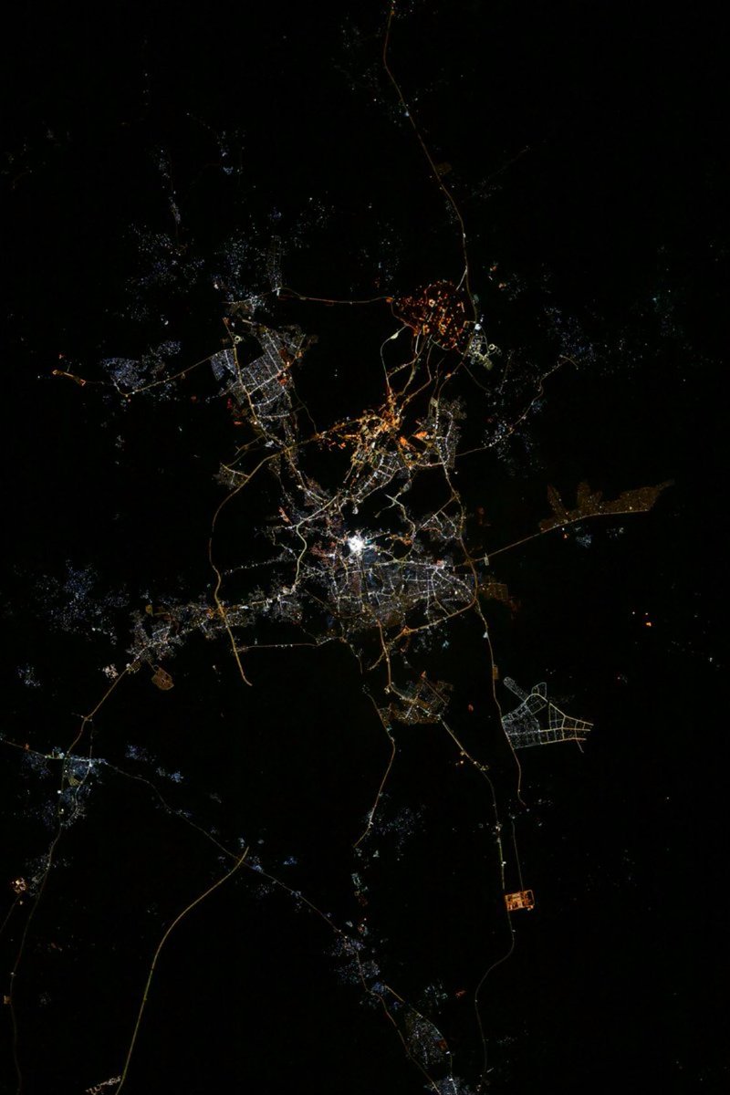 insharifain's tweet photo. The City of Makkah with Masjid Al Haram in the middle recently captured from space https://t.co/OPKzAJNV30