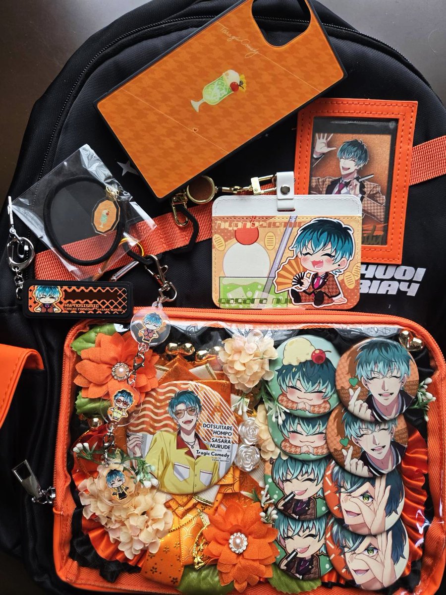mad_killer000's tweet photo. 友人の姪っ子ちゃんの為にグッズ作りのお手伝いしました。ので、成果報告しておきます╮⁠(⁠＾⁠▽⁠＾⁠)⁠╭ https://t.co/41Q2GLPCPi