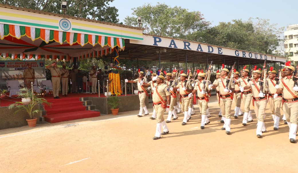 cyberabadpolice's tweet photo. 👮‍♂️ Celebrating Dedication: @CyberabadPolice Marks 63rd Home Guards Raising Day! 🇮🇳 with a solemn and inspiring parade at the CP Office grounds. 🥁

@CPCyberabad  , Jt. CP Dr. Gajarao Bhupal, IPS, senior officials, and dedicated Home Guards personnel attended the nationwide commemoration of this vital auxiliary force, established in 1946.

🌟 Key Welfare Initiatives Highlighted:
Financial Security: The establishment of the Cyberabad Home Guards Co-operative Credit Society (Jan 2025)—the first in Telangana!—to boost financial welfare.

Enhanced Health Coverage: Salary-account holders with HDFC & Axis Bank are now eligible for ₹ 33 Lakh Health Insurance, OP consultations, and periodic full-body check-ups. 🏥

Welfare & Dignity: The Cyberabad Welfare Committee ensures timely support for personnel and families facing serious medical conditions. Full, uncapped medical reimbursement is extended to Home Guards injured in the line of duty.
