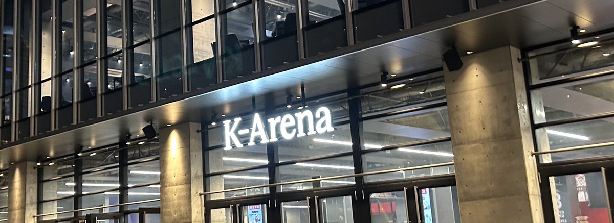 KG_ekure's tweet photo. パチ屋帰りに楽しそうなイベントをしてたので参加してきました

千変万華の遺伝子持った曲で涙止まらんかったね
いやー、楽しかった https://t.co/tW3k87CEW0