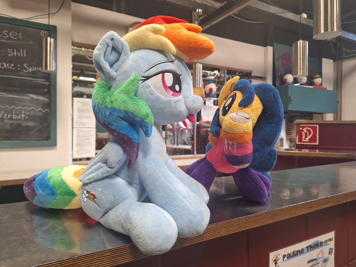 LaserShine tweet media