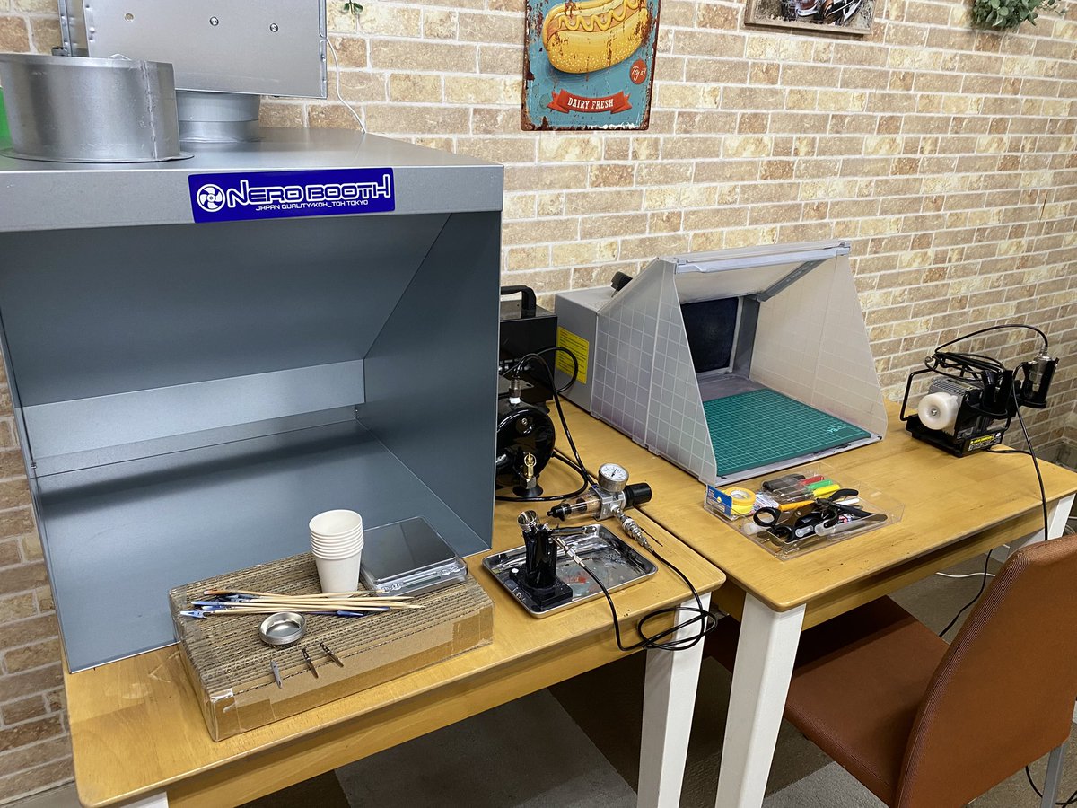memory_corp's tweet image. 12/7は模型の日❗️

塗装ブースやエアブラシ、溶剤が１日使い放題です！
ニッパーなどの基本ツールもご用意しております。
※ドリンクバーのオーダーのみお願いいたします。

ファレホやakインタラクティブの海外製水性塗料のサンプルもご用意しております。…