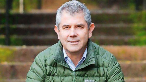 __elmercurio's tweet photo. Andrés Jouannet, presidente de Amarillos: “He decidido apoyar a José Antonio Kast, pensando en que nuestro país tiene enormes desafíos”
https://t.co/ep0bNV7e81 https://t.co/UnFOTzPiQW