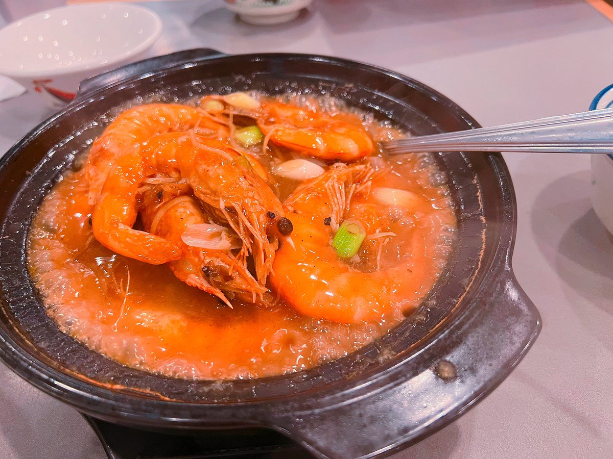 GastroWorldBlog's tweet image. 慶豐冰室 Cafe le Majestik is well known #HKCafe in #Scarborough where I went for lunch but will stay for their dinners.

gastroworld.ca/2025/12/cafe-l…