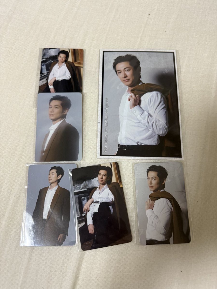 被りがあり交換できる方いればお願いいたします！ 左は確保済みです 右