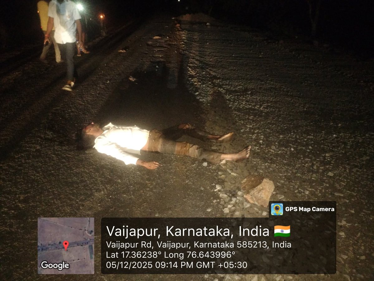 123sameershaikh's tweet photo. 2/2
ಈ ಅಮಾಯಕ ಹುಡುಗನಿಗೆ ಸಾವಿಗೆ ನೇರ ಕಾರಣ ಕಂಟ್ರಾಕ್ಟರ್ , ಅಧಿಕಾರಿಗಳು ಕಾರಣರಾಗಿರುತ್ತಾರೆ. @osd_cmkarnataka @JarkiholiSatish @DCKalaburagi https://t.co/YHk6C3RQIy