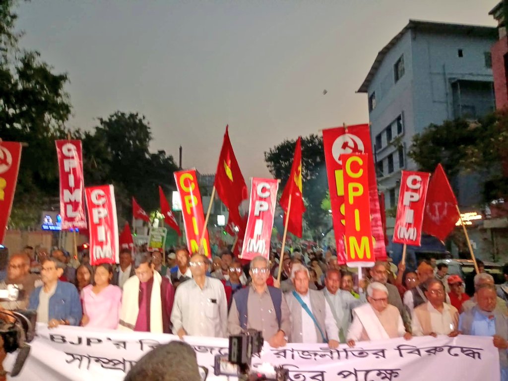 KanjilalSupti10's tweet photo. বিভাজনের বিপজ্জনক রাজনীতির বিরুদ্ধে, সাম্প্রদায়িক সম্প্রীতির পক্ষে 
বামপন্থী দলসমূহের আহ্বানে মিছিল ও জনসভা। 
কলকাতা। https://t.co/t6FfhanKpt