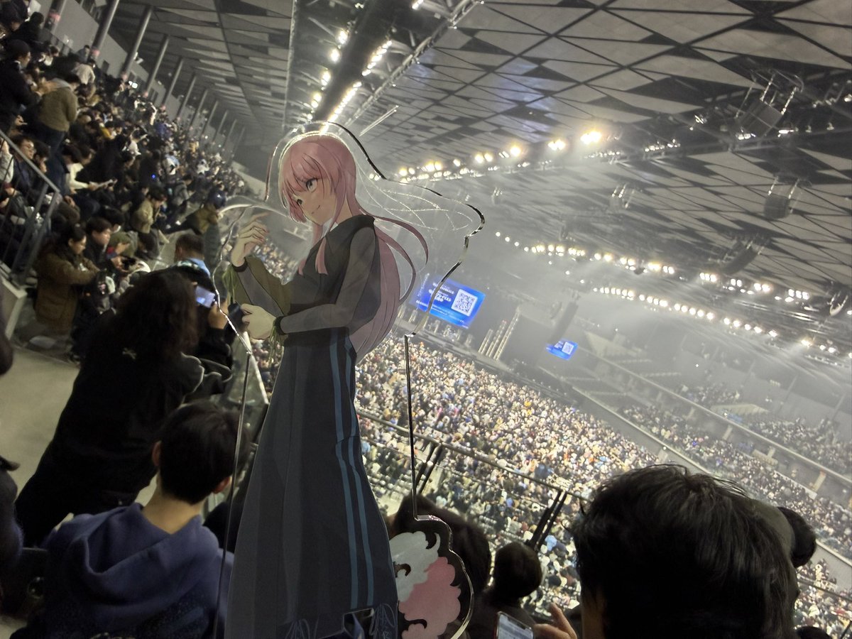 b_laura_39's tweet photo. 久しぶりにmygoのライブに来てめっちゃ楽しかった
対ありでした
#想いのかたちが積もるとき 
#MyGO https://t.co/1uMxTwn5uH