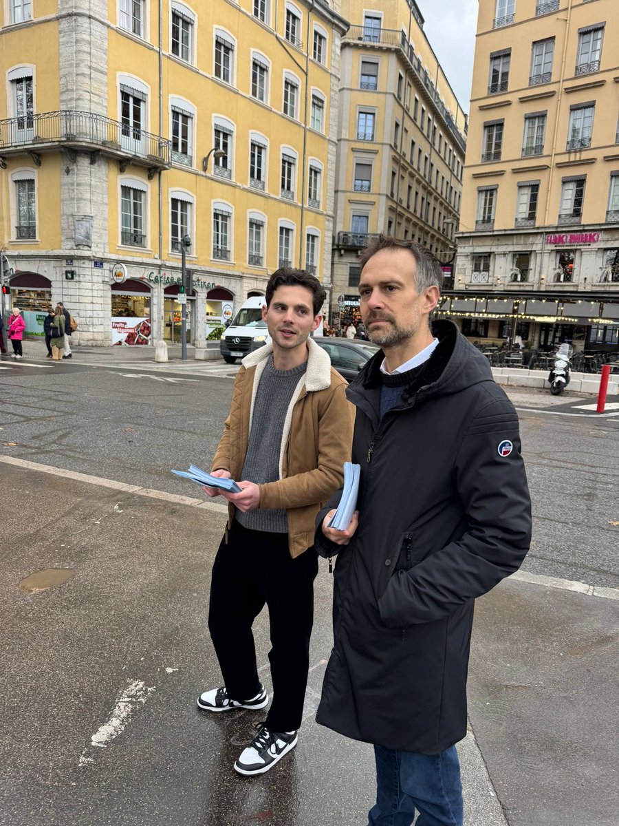 Matinée d’échanges avec les #Lyonnais autour du projet de <a href="/JM_Aulas/">Jean-Michel AULAS</a> 
Un bel accueil et beaucoup d’attentes en matière de #mobilités et de #propreté notamment.