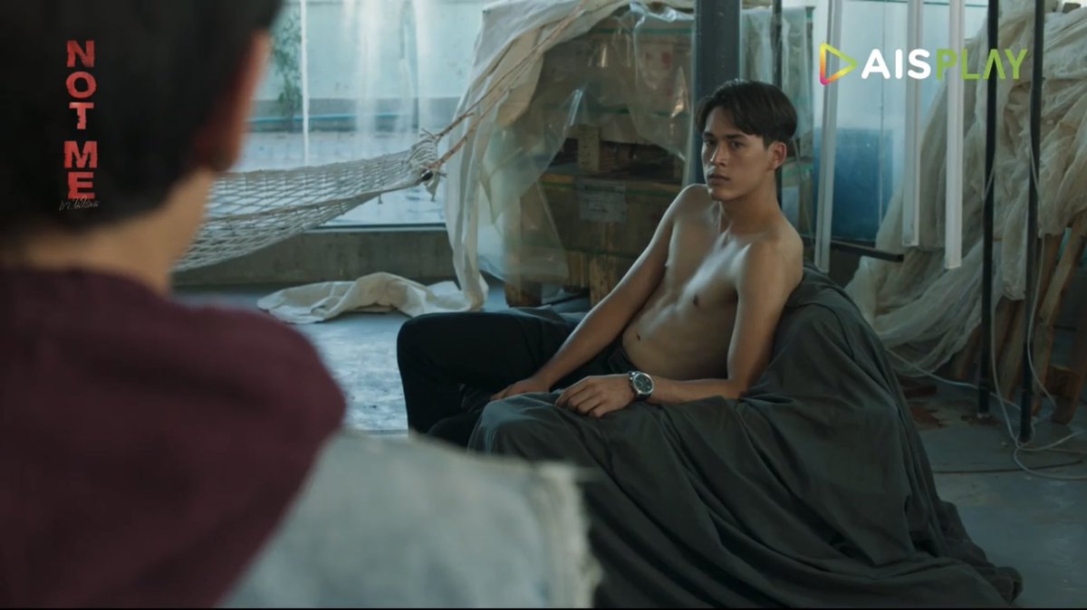 Diamond_Rok's tweet photo. I am so sorry for the laugh I let out 😭😂
Why does he pose like he wants me to draw him like one of my French girls ? 😭😂
#GawinCaskey #NotMeSeriesEP11
#JossGawin #จอสกวิน
#FirstKanaphan #DanYok https://t.co/0J4o5JgB6M