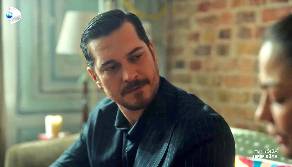 bende kendi muhbirime aşıktım beni vurdu kendi silahımla 
#EşSan #eşrefrüya