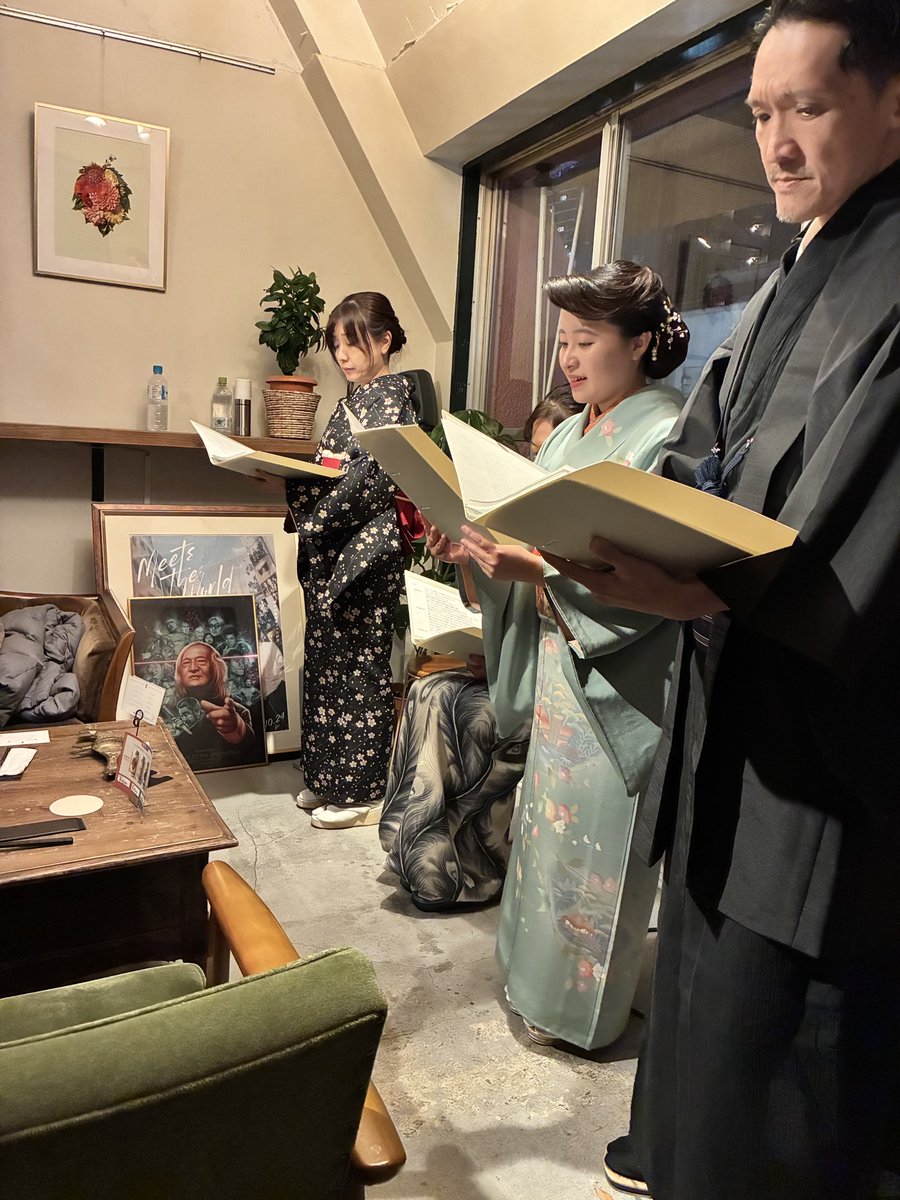 rai_groupdot's tweet photo. 演劇製作団体Group D.O.T.
con anima-コン・アニマ-公演
「葉桜と魔笛・糸車
〜日本の名作・家族の絆〜」
無事公演終了しました。
ご来場ありがとうございました。
次回は4月に
「SHERLOCK Vol.3〜ロマンスの果てに〜」を上演いたします。
お楽しみ!
#朗読劇 #太宰治 #山本周五郎
#groupdot https://t.co/t9EoFz3d8n