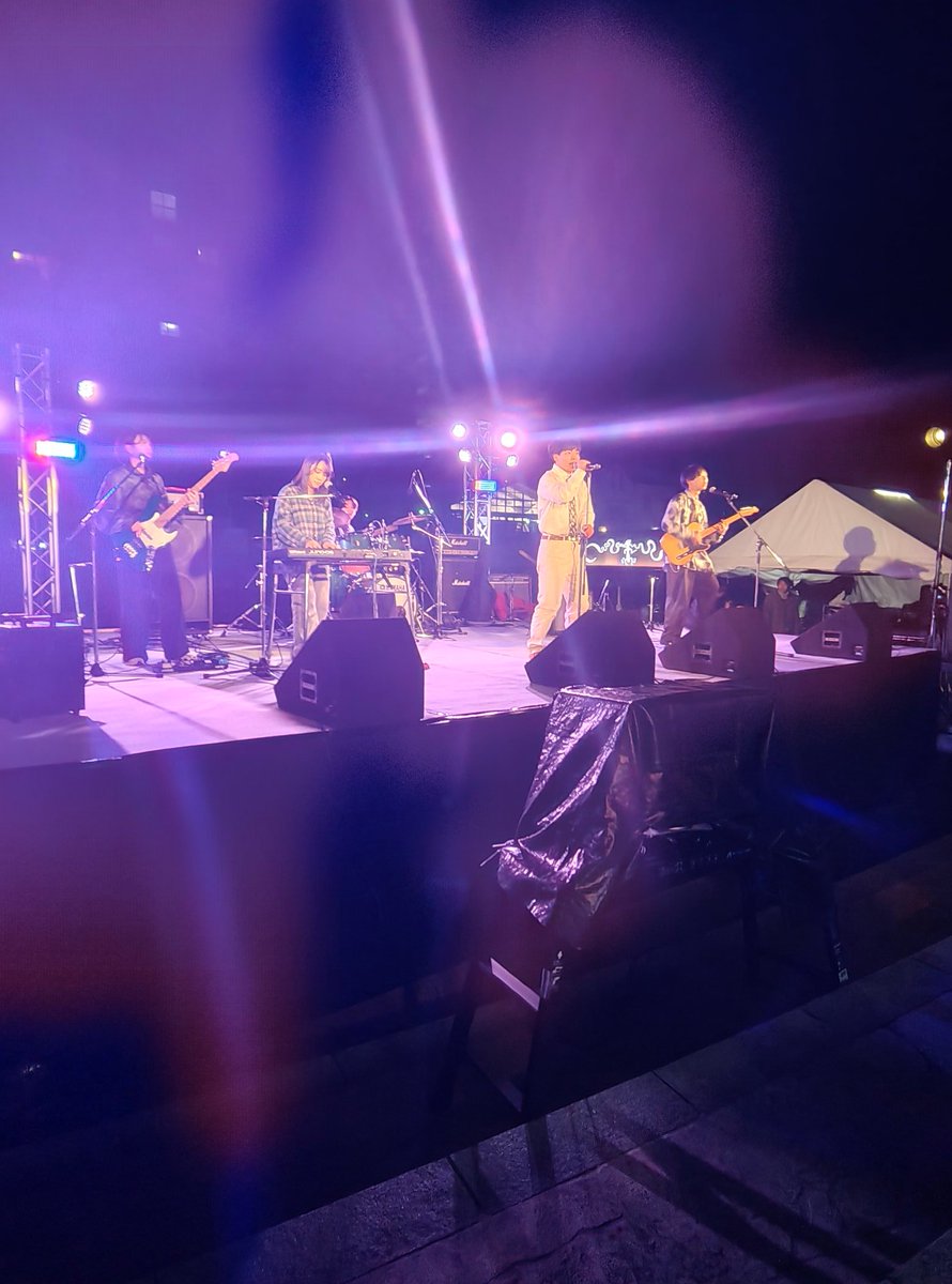 とりはかっこいい細井幹太くん達
バントメンバーもかっこよく可愛かった

途中コケたのまじ滑りな気がした
(足元注意w)