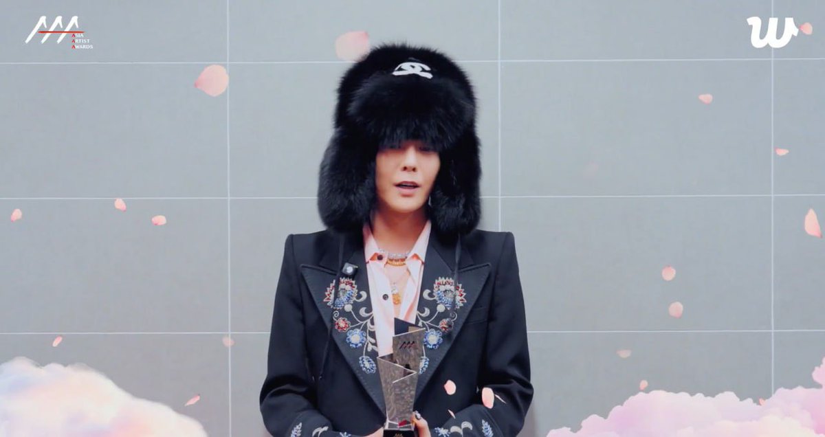 gdpdates's tweet photo. Congratulations G-Dragon for winning “Legendary Solo” at AAA 2025!

#GD #지드래곤 #지디 #GDRAGON https://t.co/GbbeqefB23