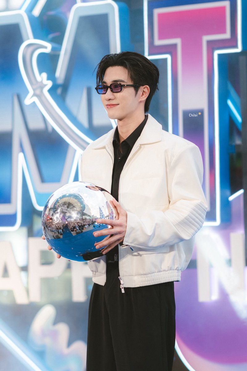 chibichobo_'s tweet photo. วันนี้มาหาพี่เพิร์ธ 🖤

PERTH ENJOY MULTIVERSE

#perthtanaponximperialworld https://t.co/p60YaDDqMP