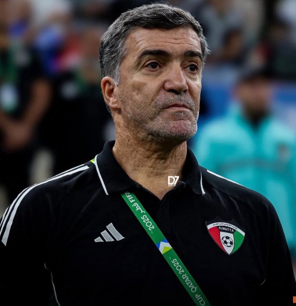 لايك اذا تتمنى " اقالته " من تدريب الازرق .. 🇰🇼
#الكويت_الاردن