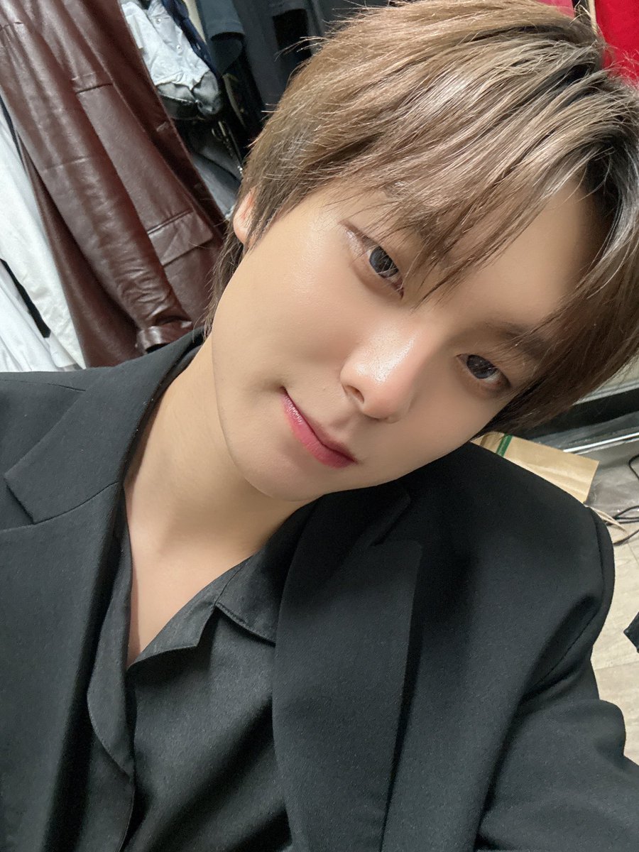 OX] 明日も楽しく遊ぼ !! 💙🌙 #OMEGA_X #오메가엑스 #オメガエックス