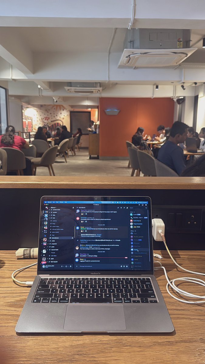 goddamnhero3's tweet photo. Working from @thirdwaveindia 👀 https://t.co/PGZQ5kkqtO