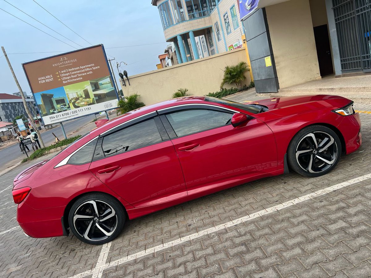 Premium_CarRent's tweet photo. We can do it for u for less than 1/4th of that price 😎

#PremiumCarRentals
#RentWithTrustDriveWithEase https://t.co/kYFqkWGlBq