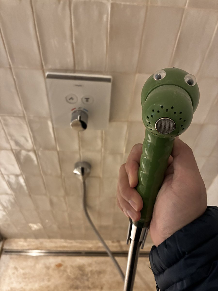 装修太累了，国内以后会有越来越多的总包单位，各种各样的美，各种各样的性格，合适才最重要。